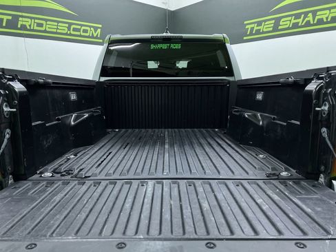 Used 2025 Toyota Tacoma TRD Off-Road AWD/4WD image 27