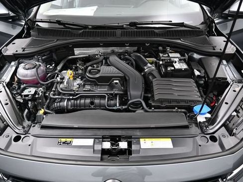 New 2026 Volkswagen Jetta SE FWD image 15