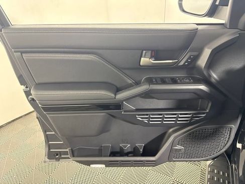 New 2026 Toyota 4Runner Limited AWD/4WD image 27