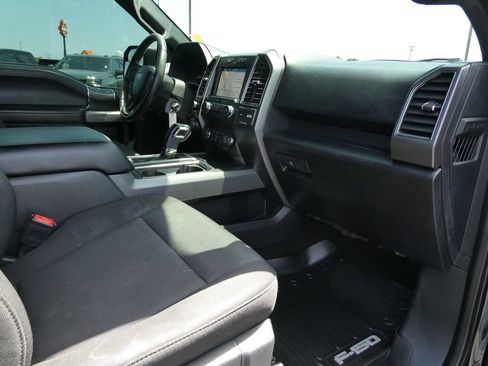 Used 2019 Ford F150 XLT w/ Equipment Group 302A Luxury AWD/4WD image 16