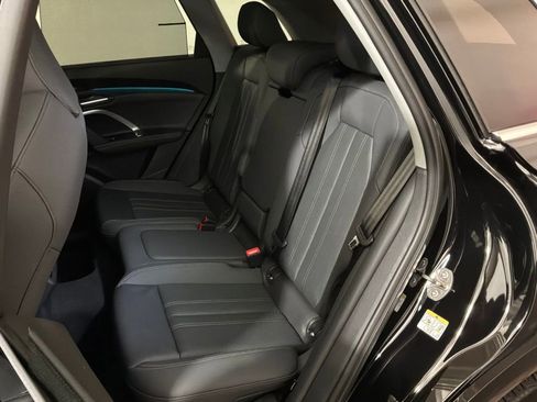 Certified 2025 Audi Q5 Premium Plus w/ Premium Plus AWD/4WD image 21