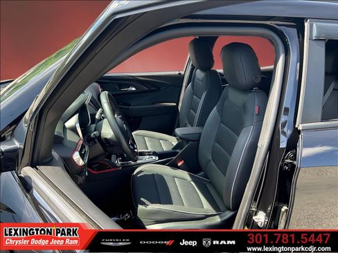 Used 2022 Chevrolet TrailBlazer RS FWD image 20