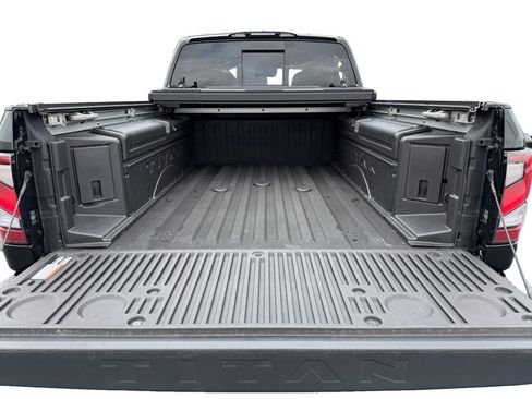 Used 2023 Nissan Titan Platinum Reserve w/ Moonroof Package AWD/4WD image 17