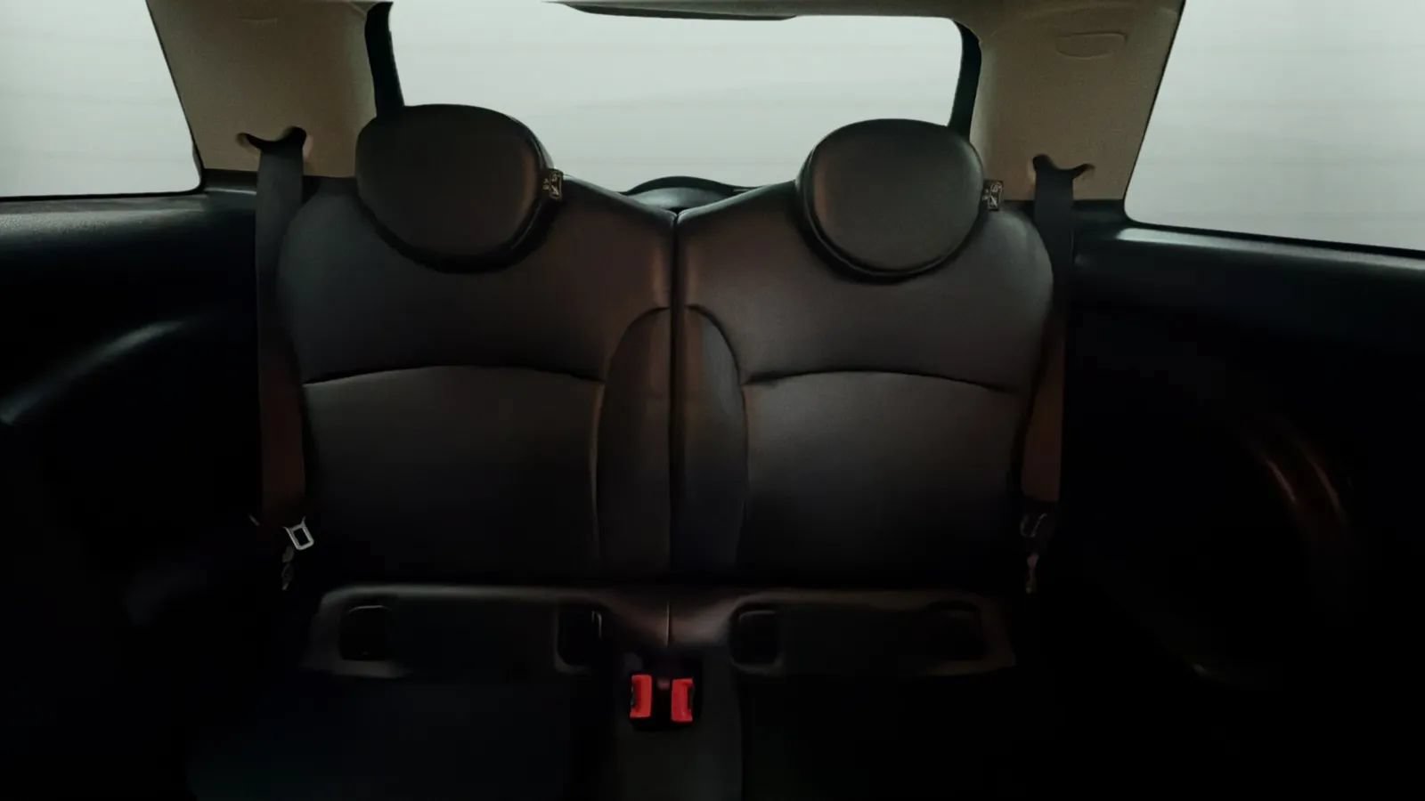 Used 2011 MINI Cooper Hardtop FWD image 19
