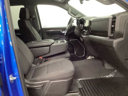 Used 2025 Chevrolet Silverado 1500 LT AWD/4WD image 24