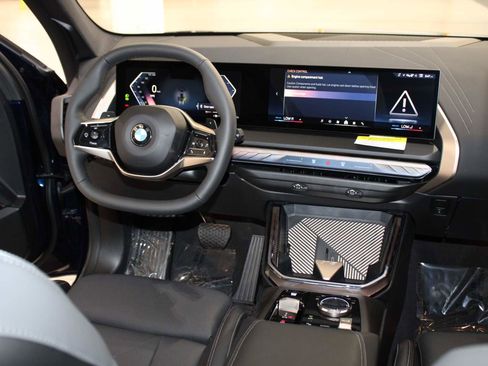 Used 2025 BMW X3 xDrive30i image 18