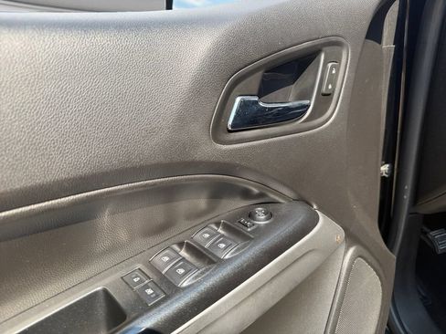 Used 2018 Chevrolet Colorado LT w/ LT Convenience Package AWD/4WD image 18