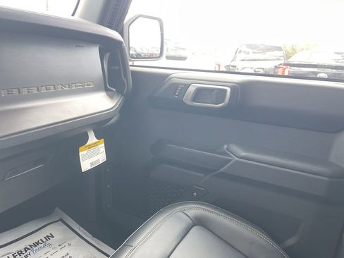 New 2025 Ford Bronco Badlands image 15