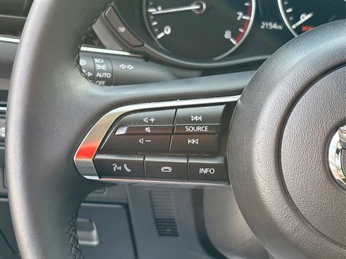 Used 2025 MAZDA MAZDA3 s image 24