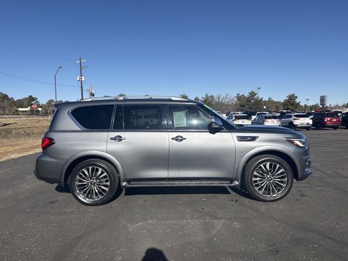 Used 2019 INFINITI QX80 Luxe w/ 22" Wheel Package image 8