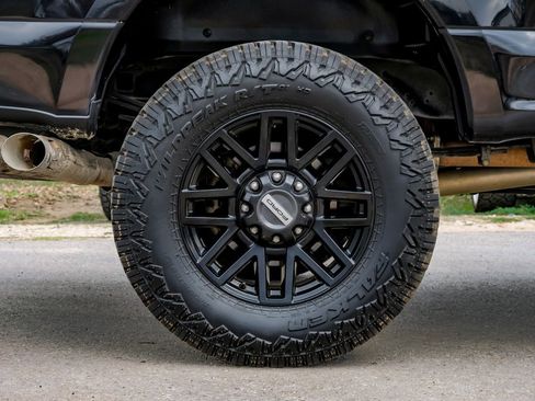 Used 2019 Ford F250 Lariat w/ Lariat Ultimate Package image 60