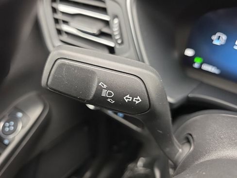 Used 2025 Ford Escape Platinum image 27