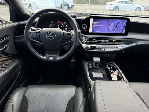 Used 2023 Lexus LS 500 F Sport w/ Cold Weather Package (CK) RWD image 8