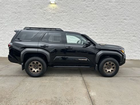 Certified 2025 Toyota 4Runner Trailhunter image 2