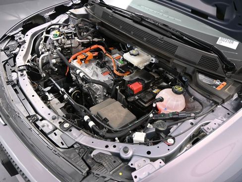 Used 2025 Chevrolet Equinox EV LT w/ Convenience Package image 38