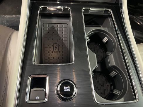 New 2026 Lincoln Aviator AWD image 15