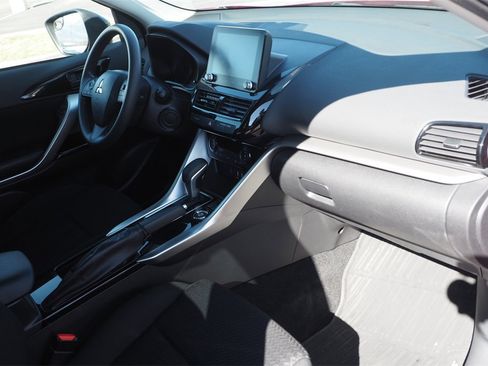 Used 2024 Mitsubishi Eclipse Cross LE image 18