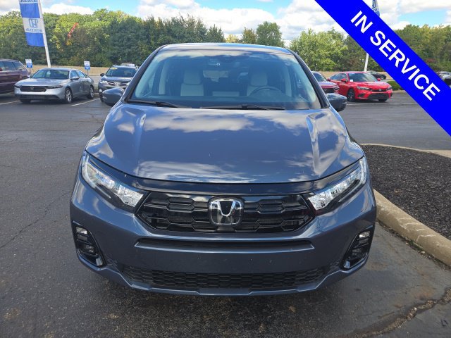 Used 2026 Honda Odyssey Elite image 2