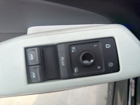 Used 2021 Volkswagen ID.4 1st Edition RWD image 24