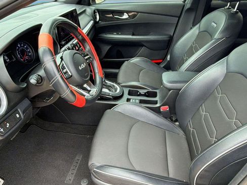 Used 2022 Kia Forte GT-Line w/ GT-Line Technology Package FWD image 5