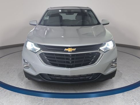 Used 2018 Chevrolet Equinox LT FWD image 3