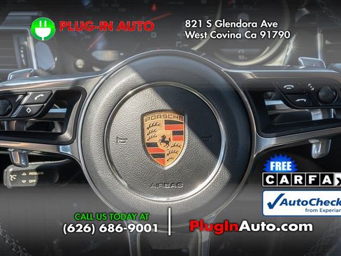 Used 2018 Porsche Macan AWD/4WD image 21