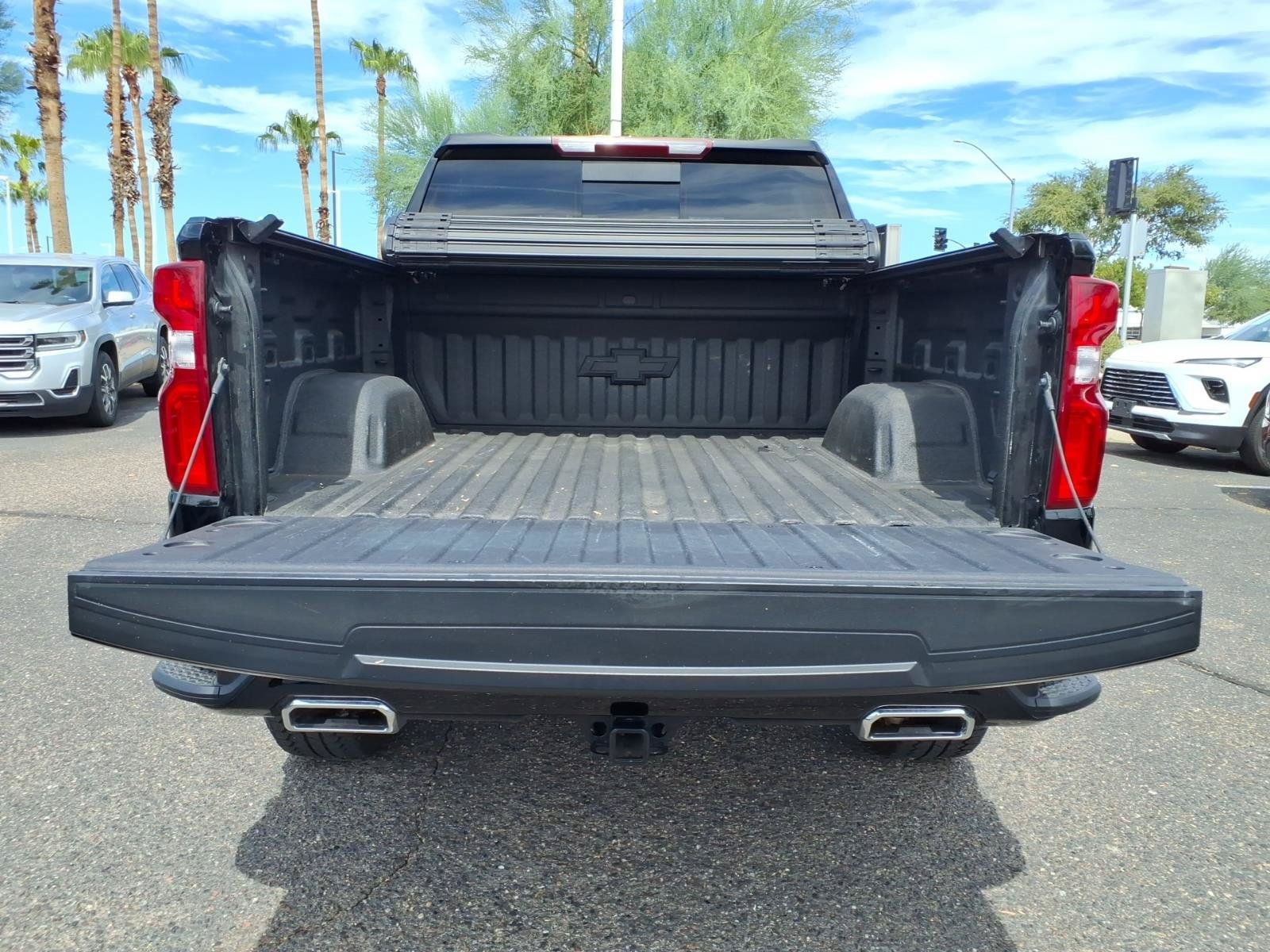 Used 2025 Chevrolet Silverado 1500 LT Trail Boss w/ LT Trail Boss Premium Package AWD/4WD image 10