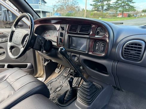 Used 2002 Dodge Ram 2500 Truck 4x4 Quad Cab image 16