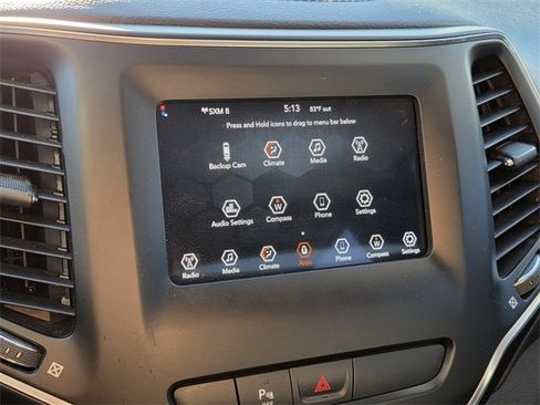 Certified 2019 Jeep Cherokee Latitude Plus image 26