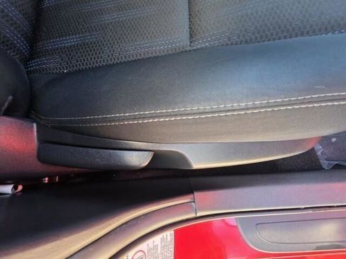 Used 2013 Toyota Corolla S image 31