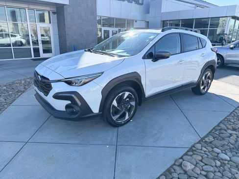Certified 2025 Subaru Crosstrek 2.5i Limited w/ Popular Package #4A image 2