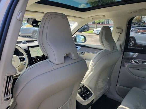 New 2026 Volvo XC90 B6 Ultra w/ Protection Package Premier AWD/4WD image 27