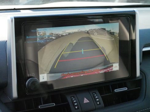 Certified 2025 Toyota RAV4 XLE Premium image 30