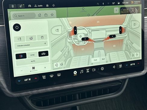 Used 2024 Rivian R1T Adventure image 20