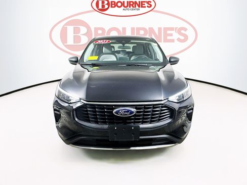 Used 2023 Ford Escape Active image 4