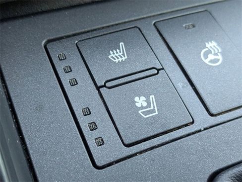 Used 2021 Lexus IS 300 300 w/ Comfort Package image 24