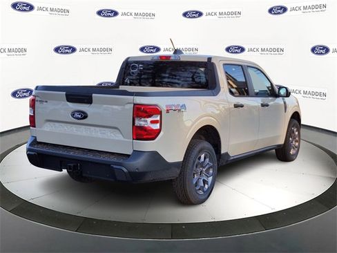 New 2025 Ford Maverick XLT w/ XLT Luxury Package image 5
