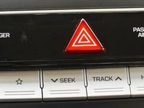 Used 2018 Hyundai Sonata SE FWD image 18