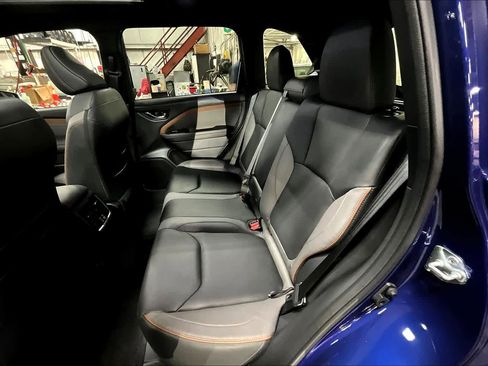 Used 2025 Subaru Forester Sport image 19