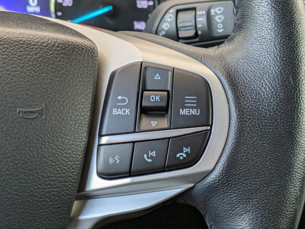 Used 2023 Ford Explorer XLT w/ Equipment Group 202A RWD image 30
