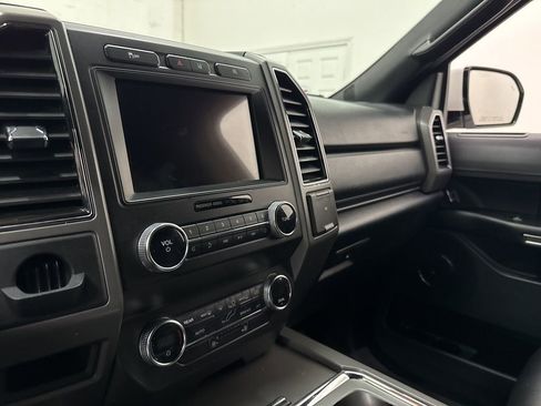 Used 2020 Ford Expedition XLT w/ Equipment Group 201A image 33