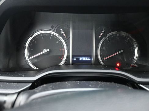 Used 2024 Toyota 4Runner TRD Off-Road image 11