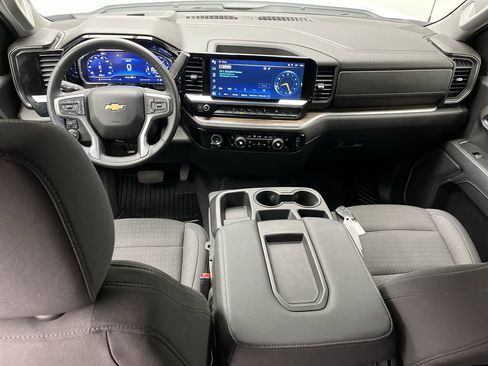 Certified 2024 Chevrolet Silverado 1500 LT image 4