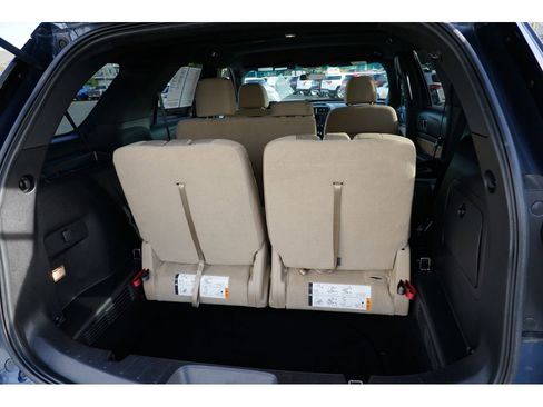 Used 2016 Ford Explorer FWD image 27