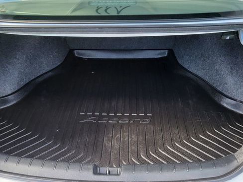 Used 2016 Honda Accord LX image 12