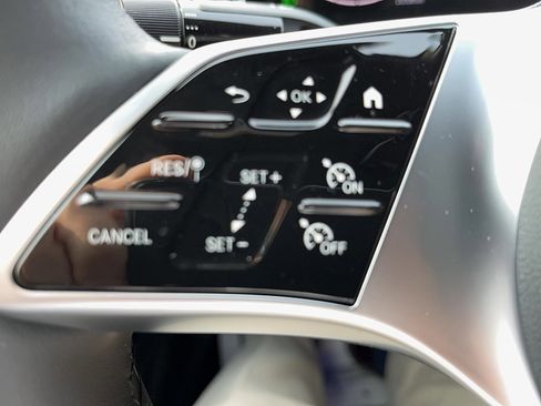 Used 2025 Mercedes-Benz C 300 C 300 4MATIC image 13