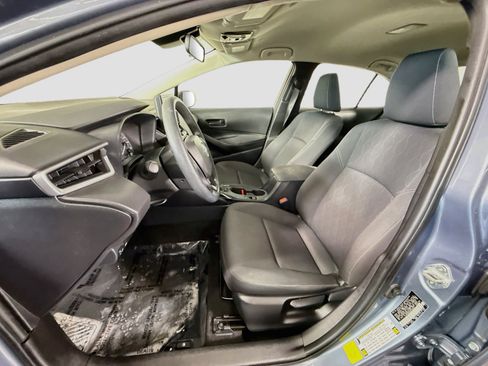 Used 2024 Toyota Corolla LE w/ LE Convenience Package FWD image 22