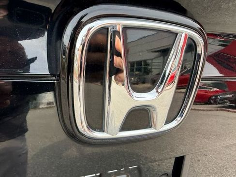 Used 2017 Honda Civic Touring image 14