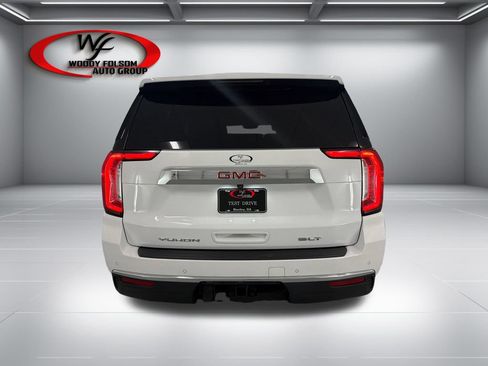 Used 2023 GMC Yukon XL SLT w/ SLT Premium Package RWD image 7