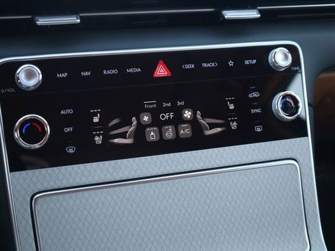 New 2026 Genesis GV80 3.5T Prestige image 17